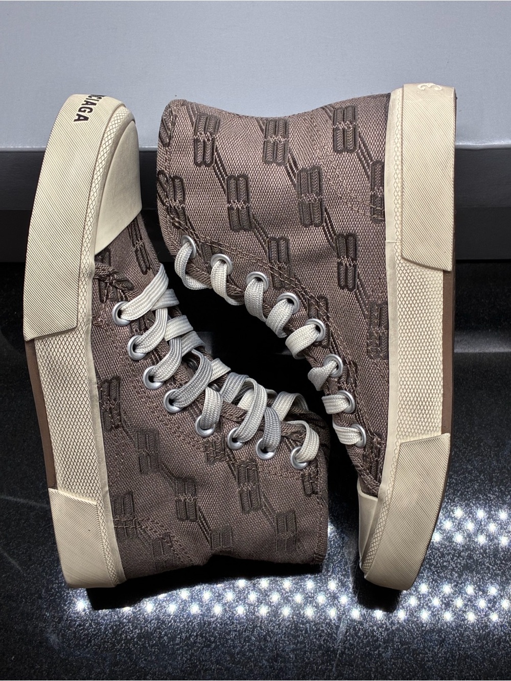 Balenciaga Paris High Top BB Monogram Sneakers Women US 4 IT 34 Brown NIB - Picture 5 of 13